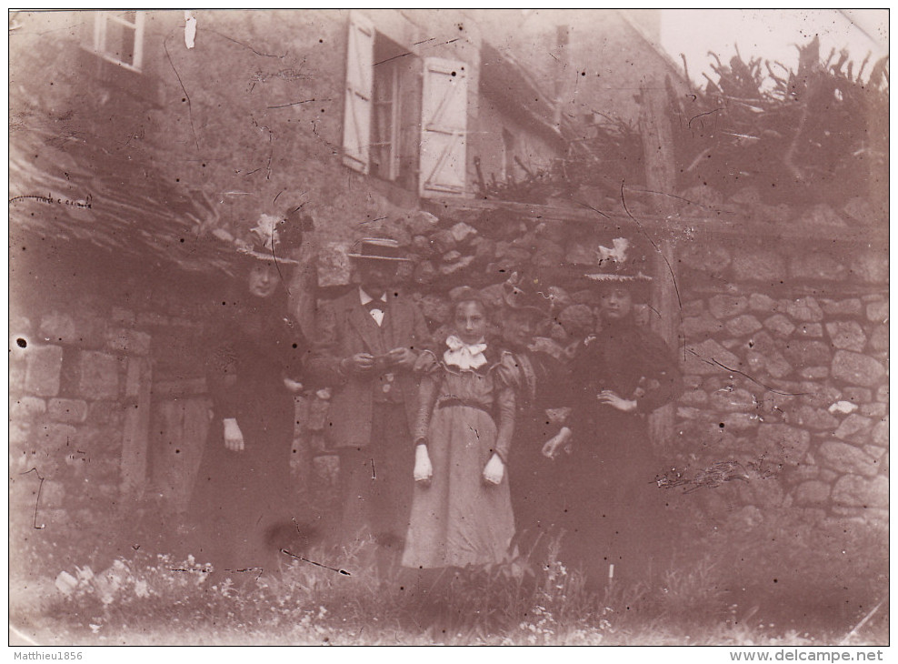 Photo 1900 CROCQ - "une Famille Hospitalière" (A124) - Crocq