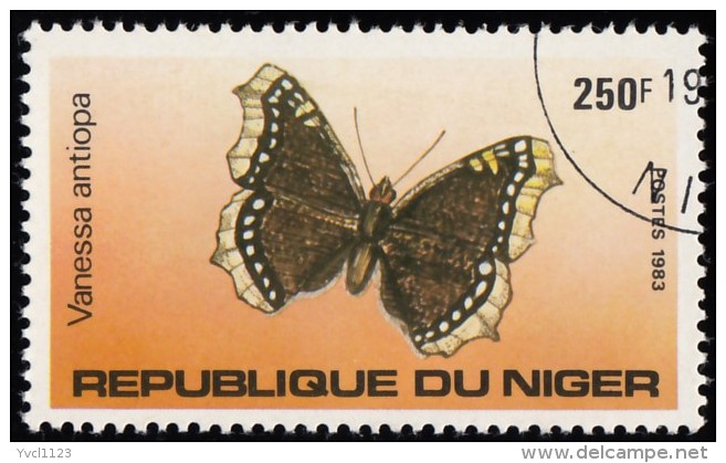 NIGER - Scott #645 Vanessa Antiopa / Used Stamp - Niger (1960-...)