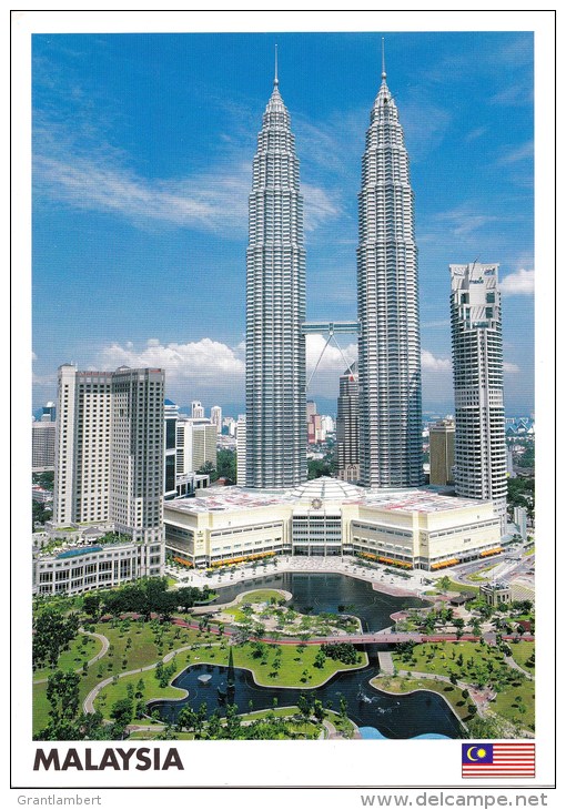 Petronias Twin Towers, Kuala Lumpur, Malaysia - Yacine 41555 Unused, 17 X 12 Cm - Maleisië