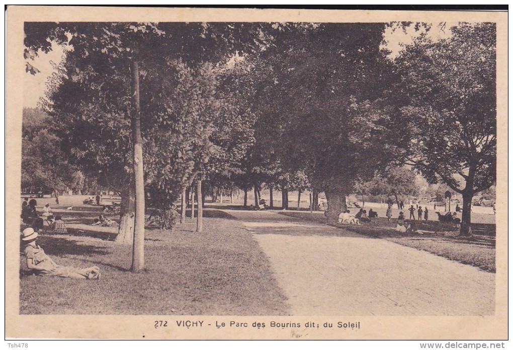03---VICHY---le Parc Des Bourins Dit: Du Soleil---voir 2 Scans - Vichy