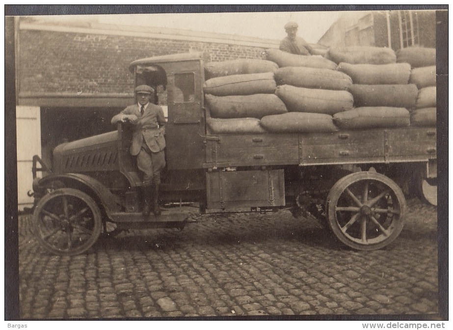 Photo Auto Automobile Camion Au Moulin Pirenne à Dalhem Famille Général Albert Thys - Places