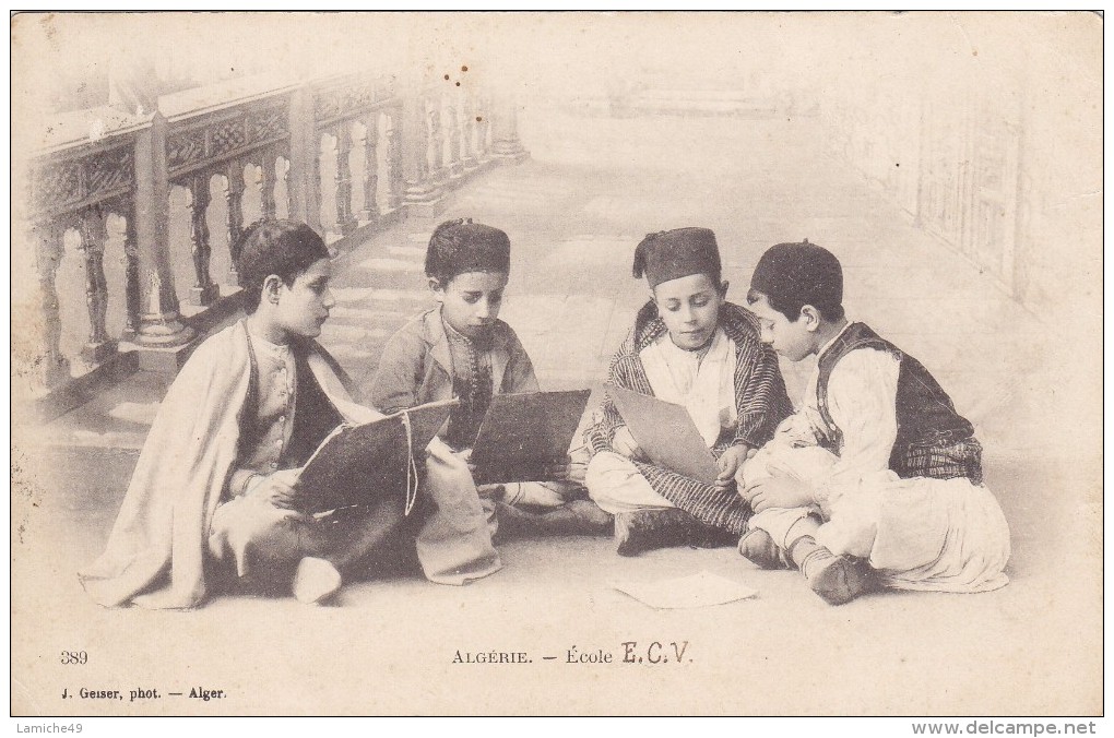 ALGERIE  ALGER  Ecoles E.C.V ( Enfants Lecture Costume ) FM Franchise Militaire  Circulée - Métiers