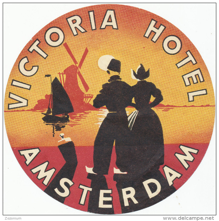 VICTORIA HOTEL  AMSTERDAM HOLLAND - Old HOTEL LUGGAGE LABEL ETIQUETTE ETICHETTA BAGAGE - Hotelaufkleber