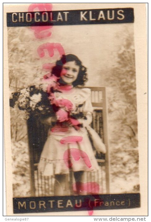 CHROMO PHOTO- CHOCOLAT KLAUS - MORTEAU 25- BEBE- ENFANT- -JEUNE FILLE ROBE DENTELLE FLEURS - Autres & Non Classés