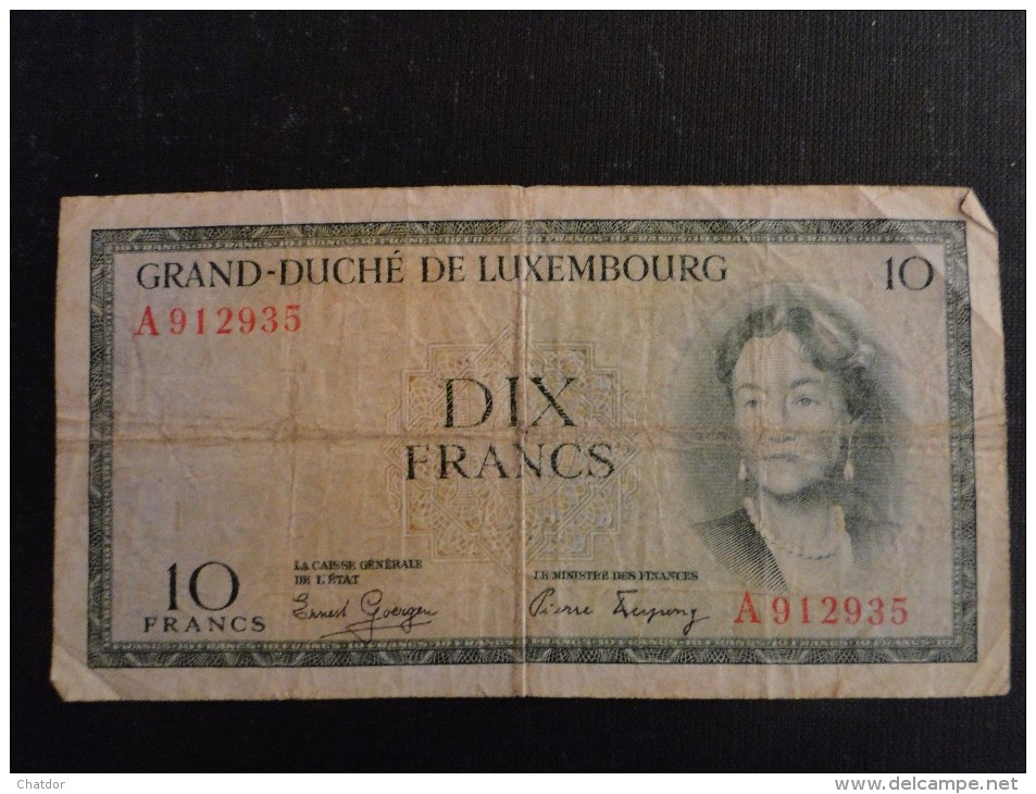 Luxembourg: Billet De 10 Francs Grande Duchesse Charlotte Série A - Luxemburg