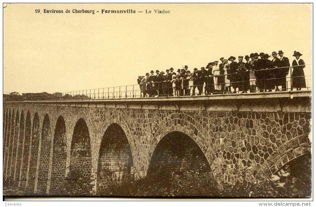 Environs De Cherbourg FERMANVILLE - Le Viaduc - Animated - Cherbourg