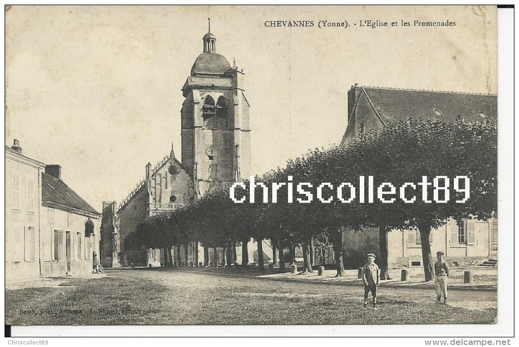Carte Postale : Chevannes - L'Eglise Et Les Promenades - Chevannes