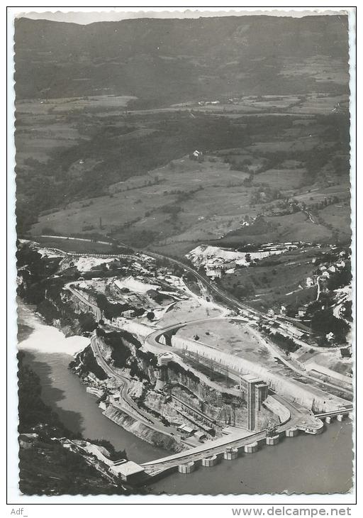 CPSM LE BARRAGE DE GENISSIAT SUR LE RHONE, VUE GENERALE AERIENNE PRISE D'AMONT, AIN 01 - Génissiat