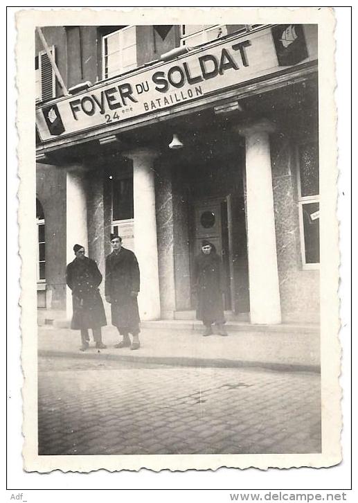 @ SOLDAT FRANCAIS DU 24 ème BATAILLON En 1946-47 FORCE FRANCAISE EN ALLEMAGNE A DIEZ ( DIETZ ) - Diez