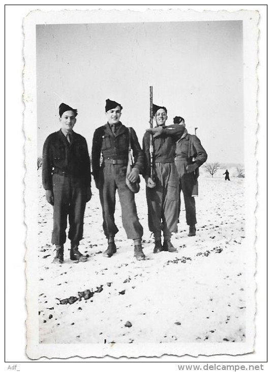 @ SOLDAT FRANCAIS DU 24 ème BATAILLON en 1946-47 FORCE FRANCAISE EN ALLEMAGNE A DIEZ ( DIETZ )