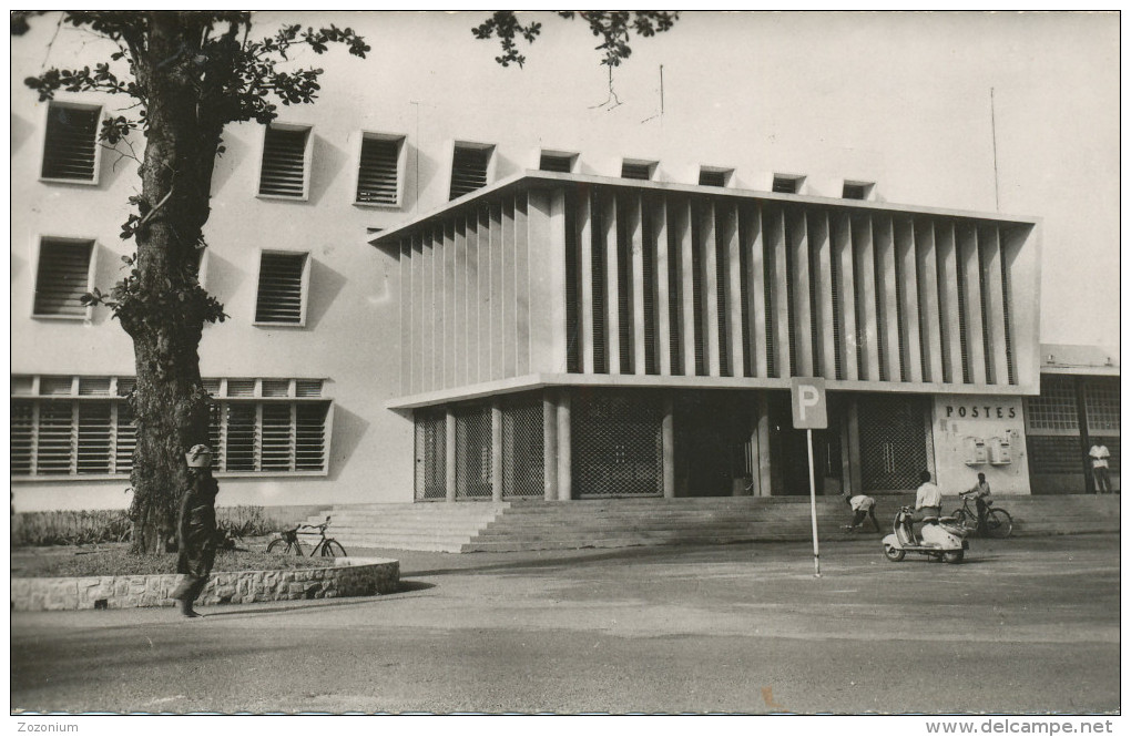 Togo Lome - La Poste - Vintage Old Original Photo Postcard - Togo