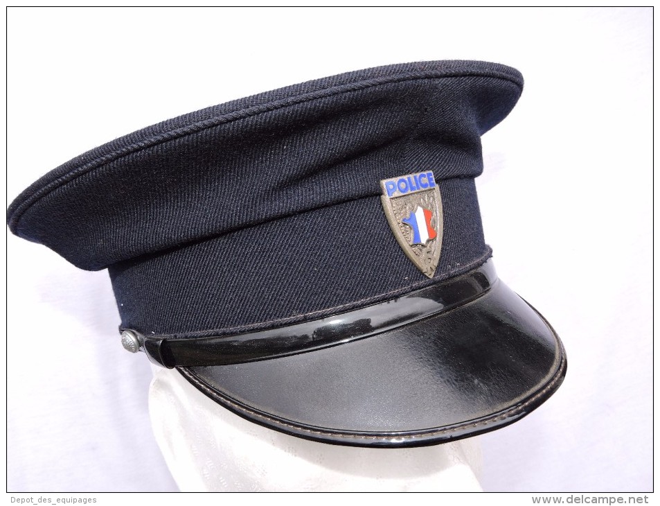 BELLE CASQUETTE POLICE + FOURRAGERE  - VILLE de PARIS  années 1960-70