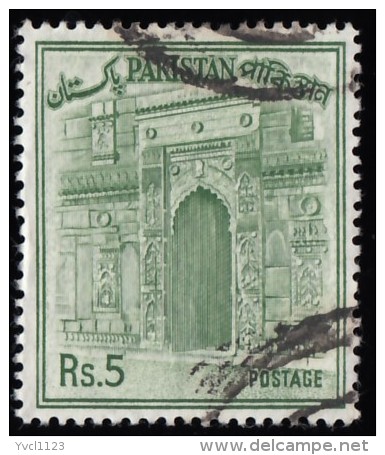 PAKISTAN - Scott #203 Chota Sona Masjid Gate (*) / Used Stamp - Pakistan