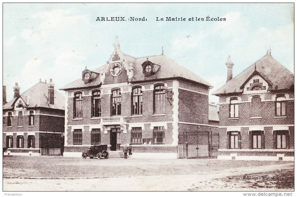 ARLEUX (Nord) - La Mairie Et Les Ecoles - Carte Colorée - Arleux