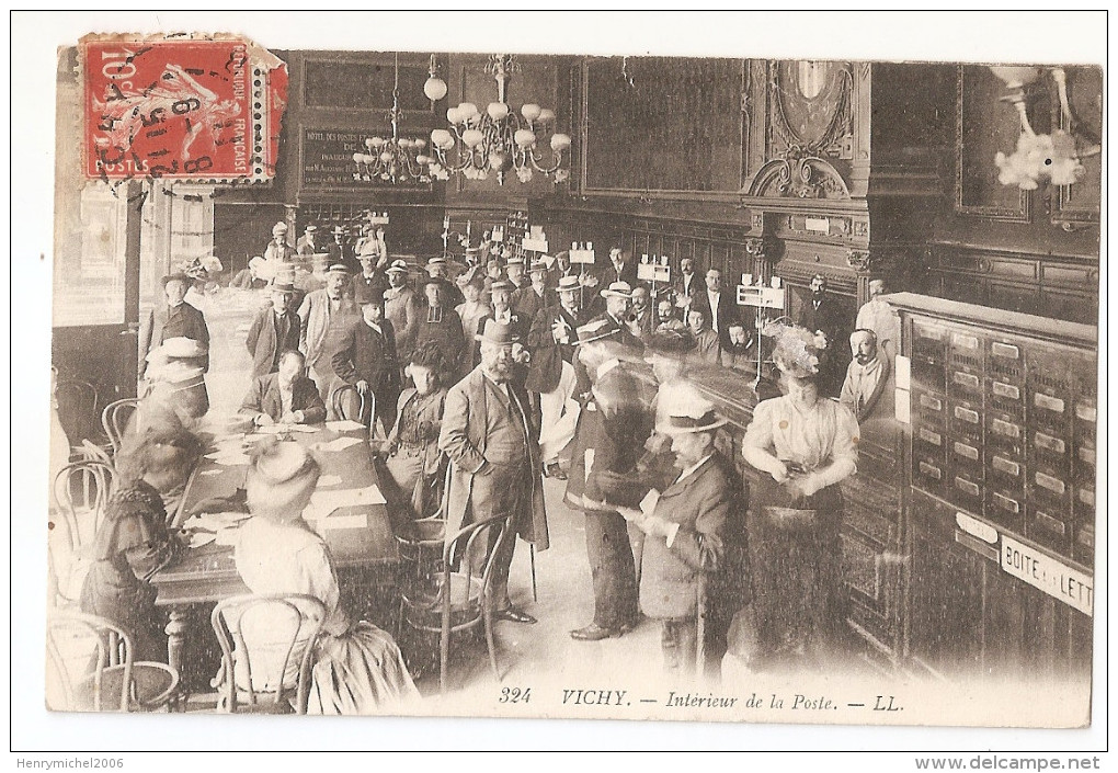 Allier - 03 - Vichy Intérieur De La Poste Animée 1911 - Vichy