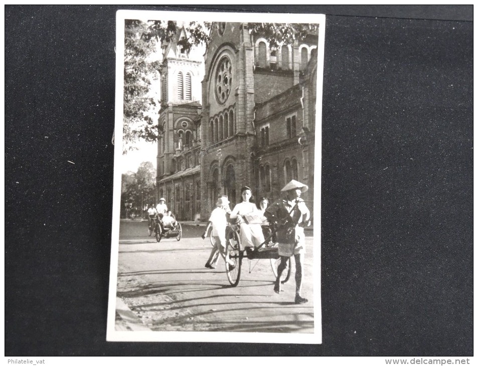 CAMBODGE  - Carte Photo " Place Pigneaude Behaine Et La Cathédrale " - Lot N° 10089 - Cambodge