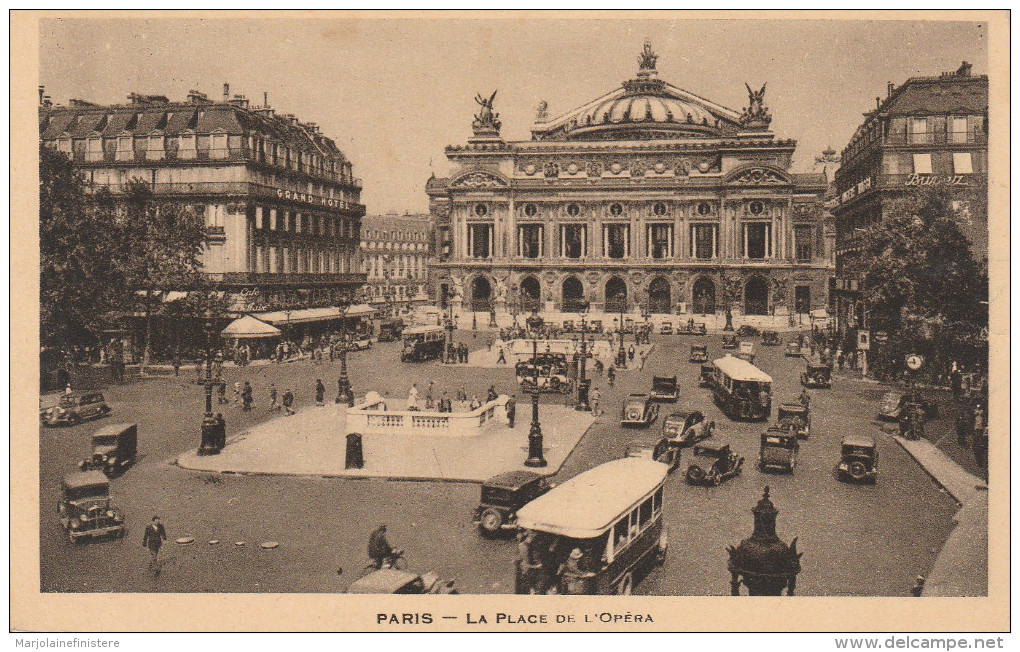 Dép. 75 - PARIS - La Place De L'Opéra. Animée. 1920-1930 - Arrondissement: 01