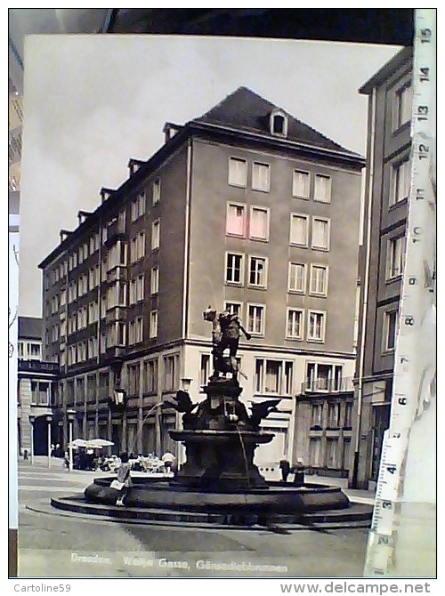 GERMANY  ALLEMAGNE  Dresden - Gänsediebbrunnen In Der Weißen Gasse N1965 FC6065 - Dresden