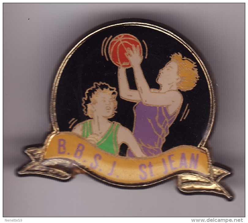 PIN´S --   SAINT JEAN DE THOUARS -- Basket Féminin ( Dép 79 ) - Pallacanestro