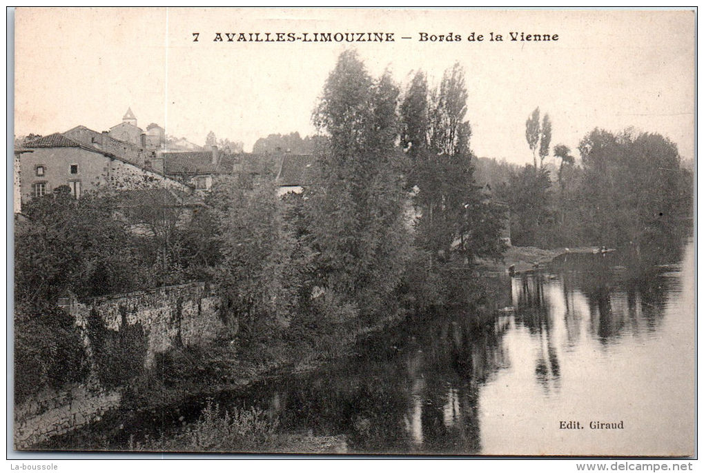 86 AVAILLES LIMOUSINES - Les Bords De La Vienne - Availles Limouzine