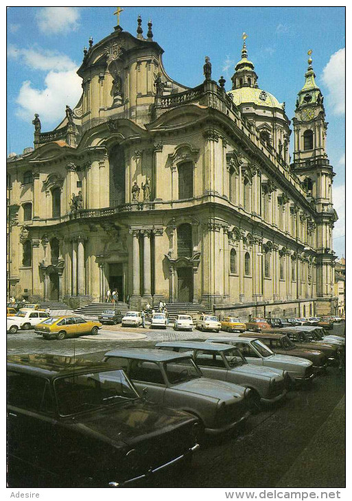 PRAHA MALA STRANA St.Nikolauskirche Alte Autos - Tschechische Republik