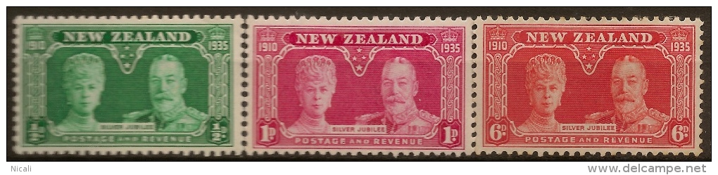 NZ 1935 Silver Jubilee SG 573-5 HM #QM271 - Ongebruikt