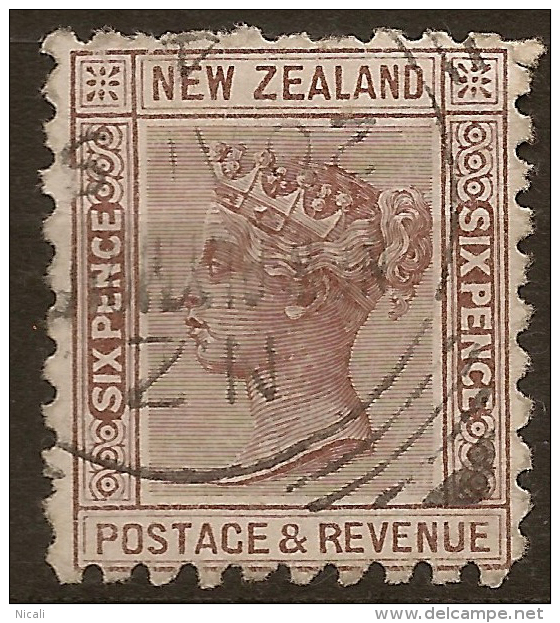 NZ 1882 6d Brown QV P10 SG 224b U #QM235 - Usados