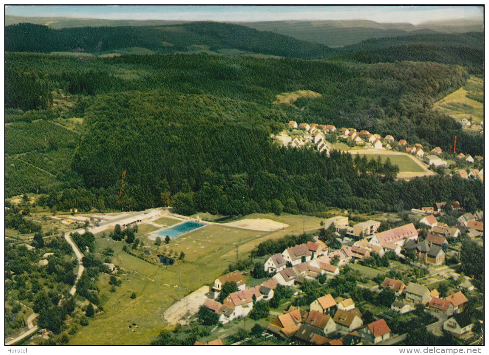 D-31073 Grünenplan - Im Hils - Luftbild - Schwimmbad - Holzminden