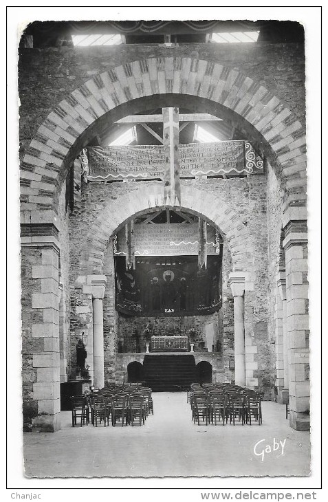 Cpsm: 44 SAINT PHILBERT DE GRAND LIEU (ar. Nantes)  In Térieur De L'Eglise Carolingienne (Plan Rare) 1964   N° 23 - Saint-Philbert-de-Grand-Lieu