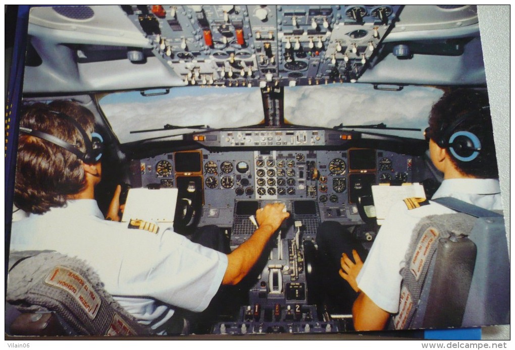 AIRLINES ISSUE / CARTE COMPAGNIE     SABENA  COCKPIT  B 737 300 - 1946-....: Moderne