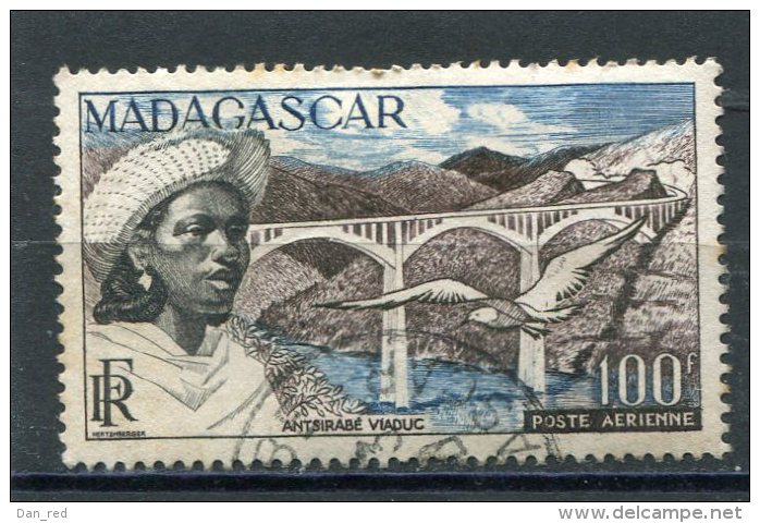 MADAGASCAR  N° 76  (Y&amp;T)  (Poste Aérienne) (Oblitéré) - Airmail