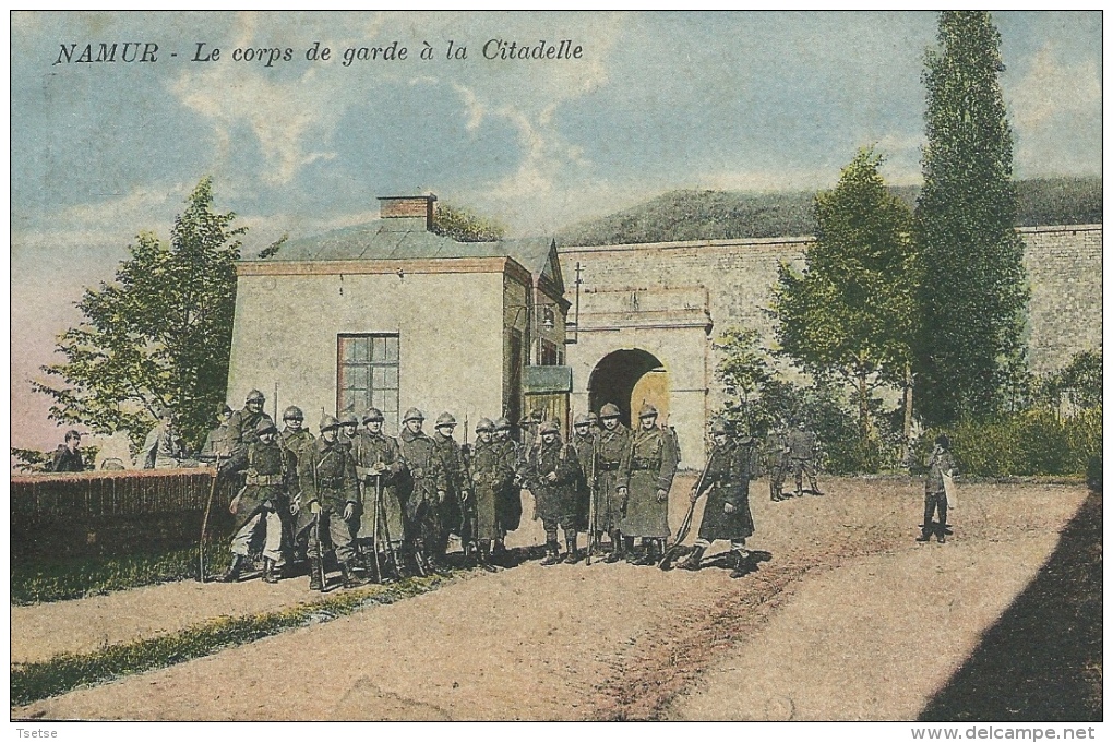 Namur - Le Corps De Garde à La Citadelle - Groupe De Soldats -1928 ( Voir Verso ) - Kasernen