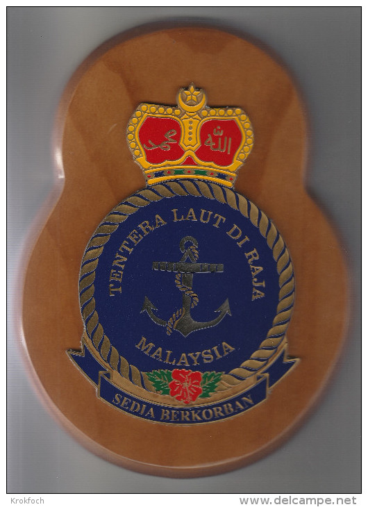 Malaysian Navy - Tentera - Tape De Bouche Dans Un écrin - Marine -  Plaque 22 Cm X 16,50 Cm - Schiffe