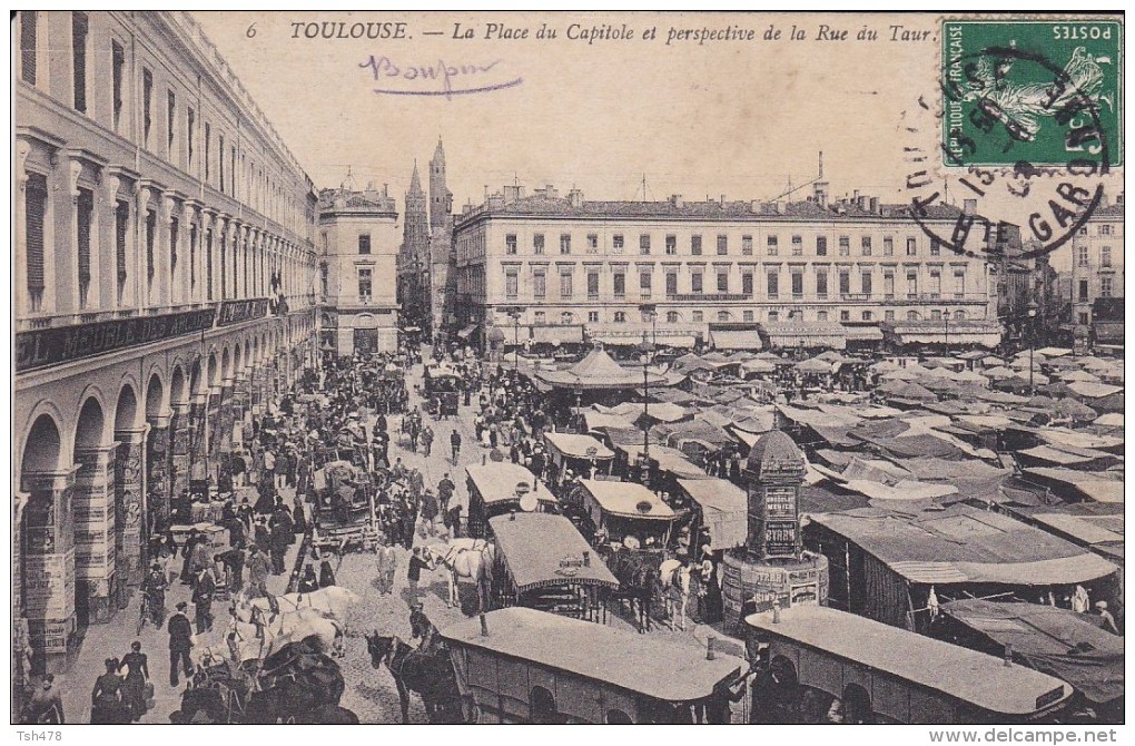 31---TOULOUSE---la Place Du Capitole Et Perspective...---voir 2 Scans - Toulouse