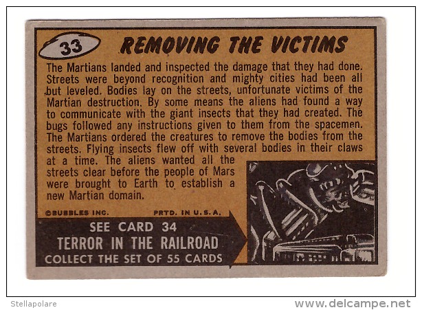 1962 TOPPS USA BUBBLES INC. ORIGINAL MARS ATTACKS CARD # 33 REMOVING THE VICTIMS - Sonstige & Ohne Zuordnung