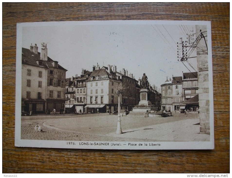 Lons-le-saunier , Place De La Liberté "" Carte Animée "" - Lons Le Saunier