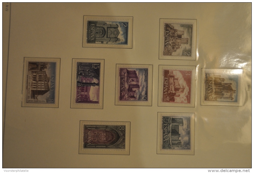 COLLECTION SPAIN ESPANA FROM 1966-1975 WITH LOTS OF COMPLETE SERIES MNH ** POSTFRIS