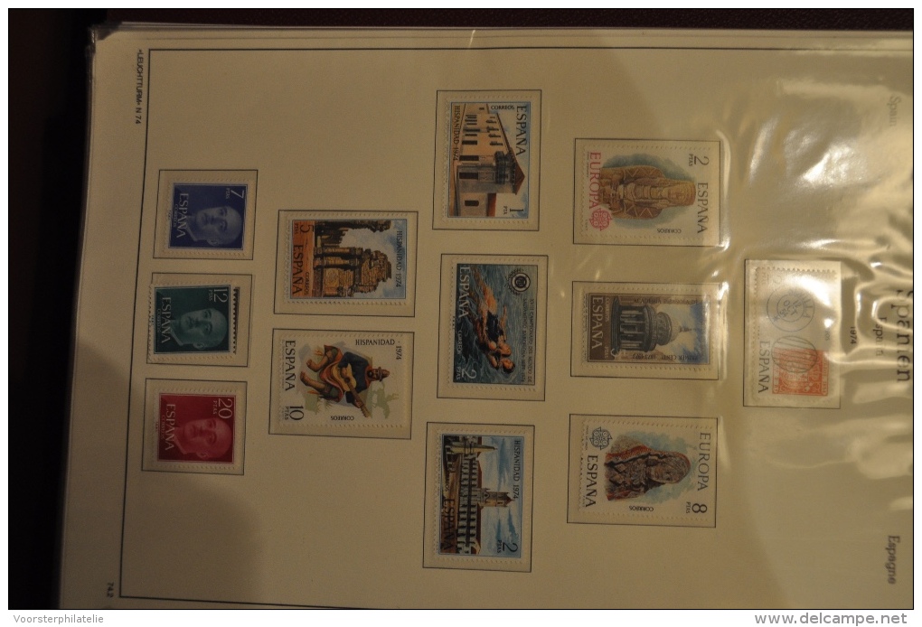 COLLECTION SPAIN ESPANA FROM 1966-1975 WITH LOTS OF COMPLETE SERIES MNH ** POSTFRIS