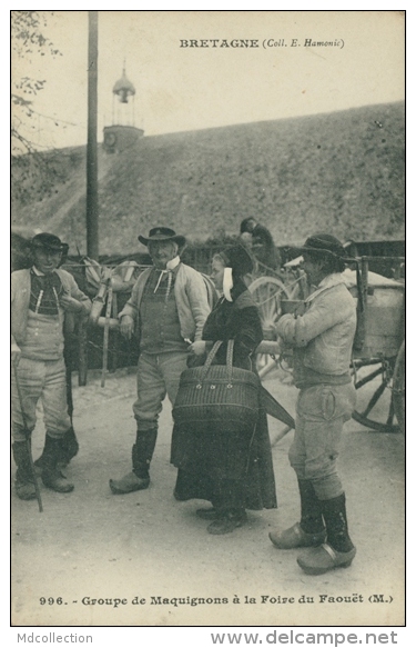 56 LE FAOUET / Groupe De Maquignons à La Foire / - Faouët