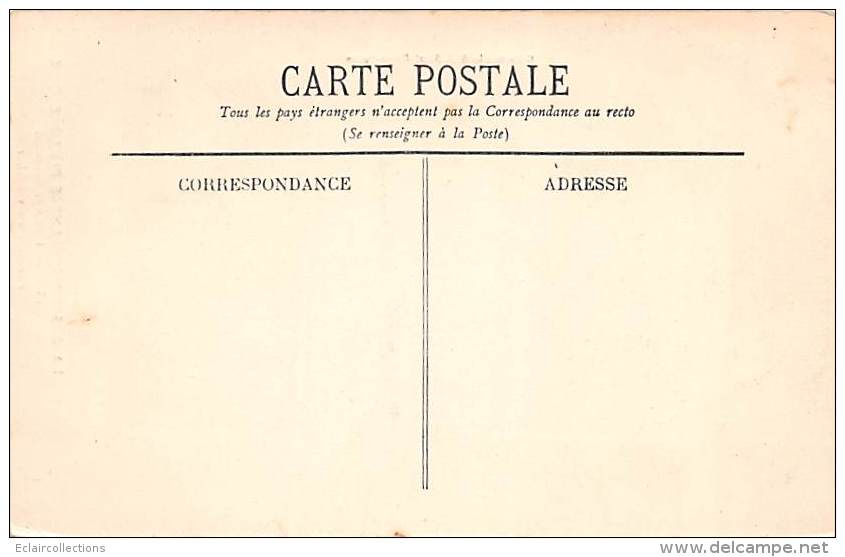 Basse Normandie   50      Intérieur Normand . Fermière Et Vaisselier - Sonstige & Ohne Zuordnung