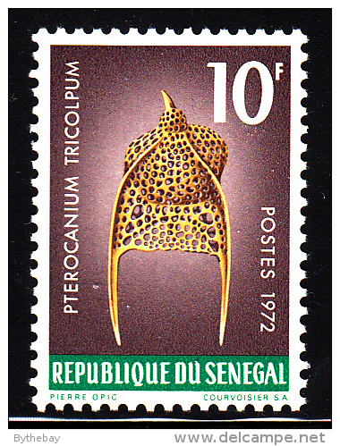 Senegal MNH Scott #376 10fr Pterocanium Tricolpum - Sénégal (1960-...)