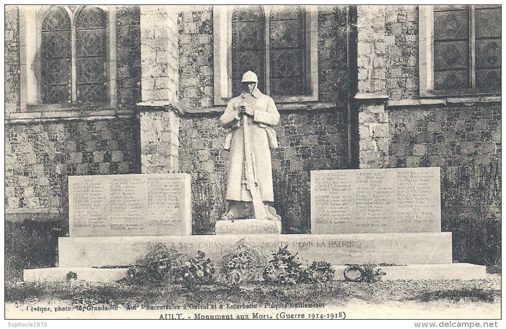 PICARDIE - 80 - SOMME - AULT - Monument Aux Morts - Ault