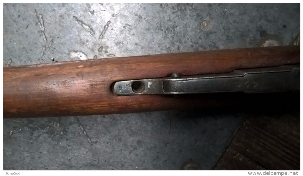 CROSSE AVEC PONTET ET MAGASIN POUR FUSIL MOSIN NAGANT