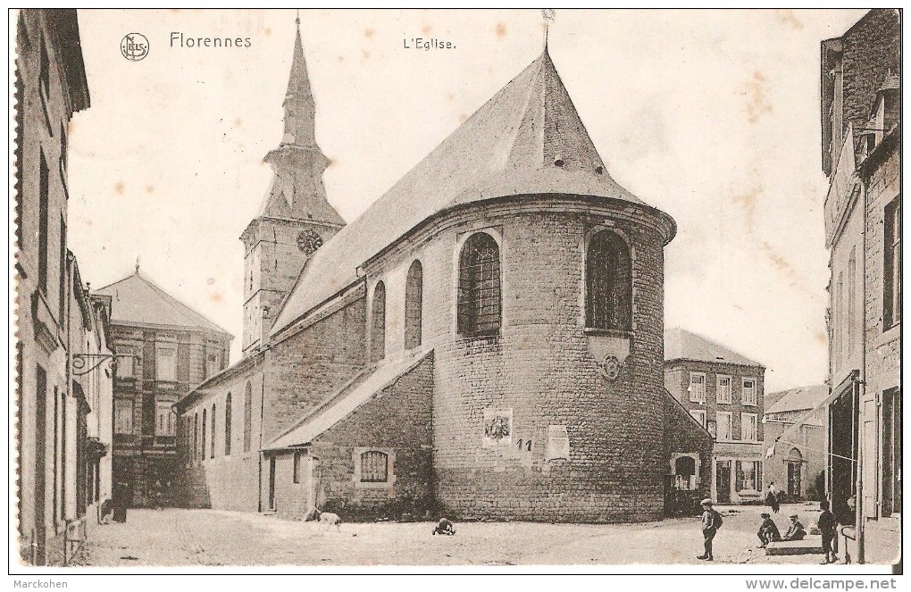 FLORENNES (5620) : L'Eglise. Belle Petite Animation (enfants). CPA. - Florennes