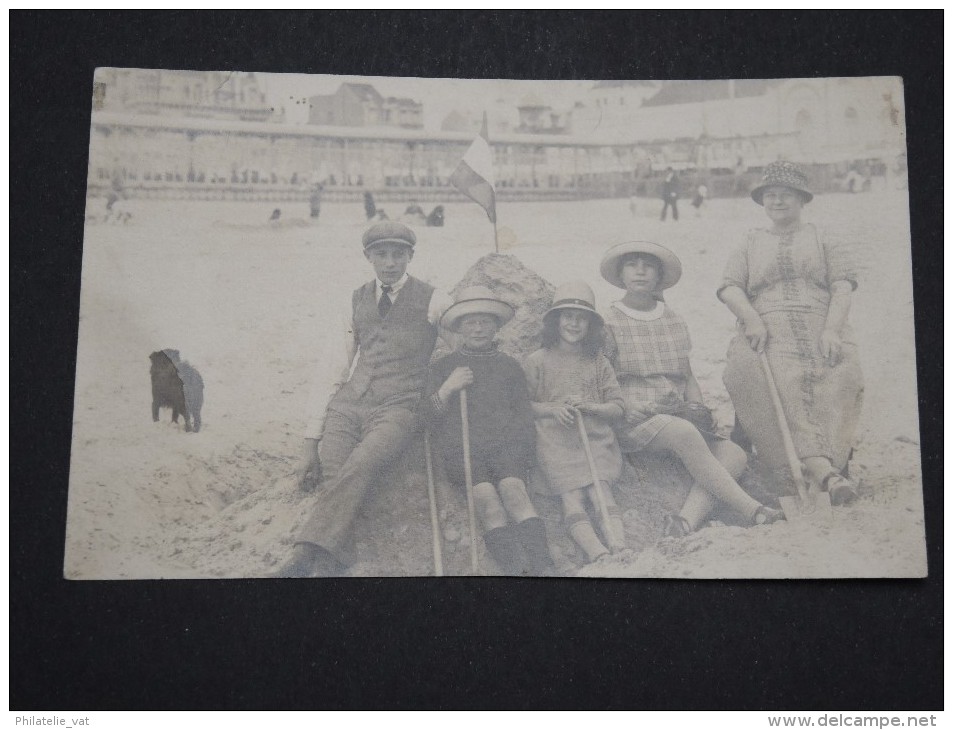 Carte Photo De Souvenir De La Plage En 1925 - A Voir   P13545 - Photos