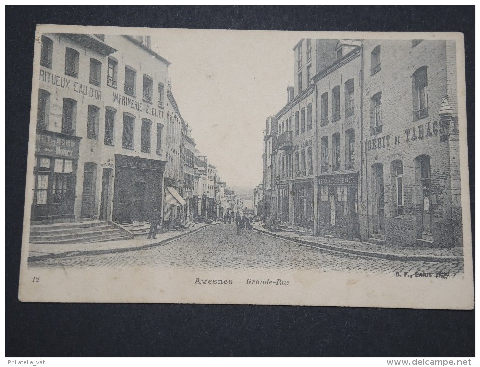 AVESNES SUR HELPE - La Grande Rue - A Voir   P13558 - Avesnes Sur Helpe