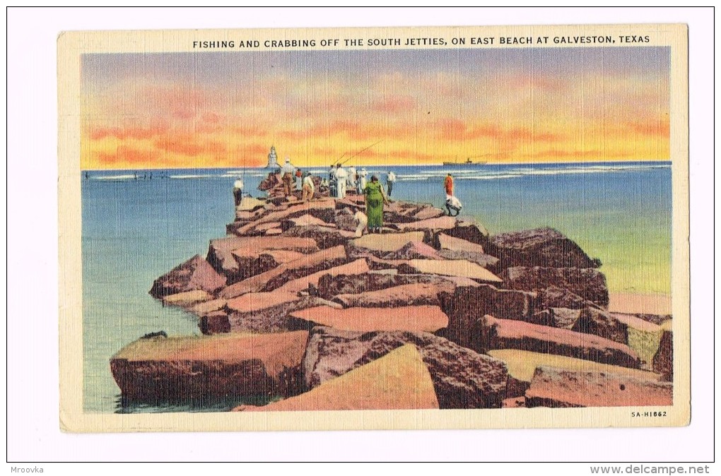 Fishing And Crabbing Off The South Jetties, On East Beach At Galveston 1942 - Texas - USA - Galveston