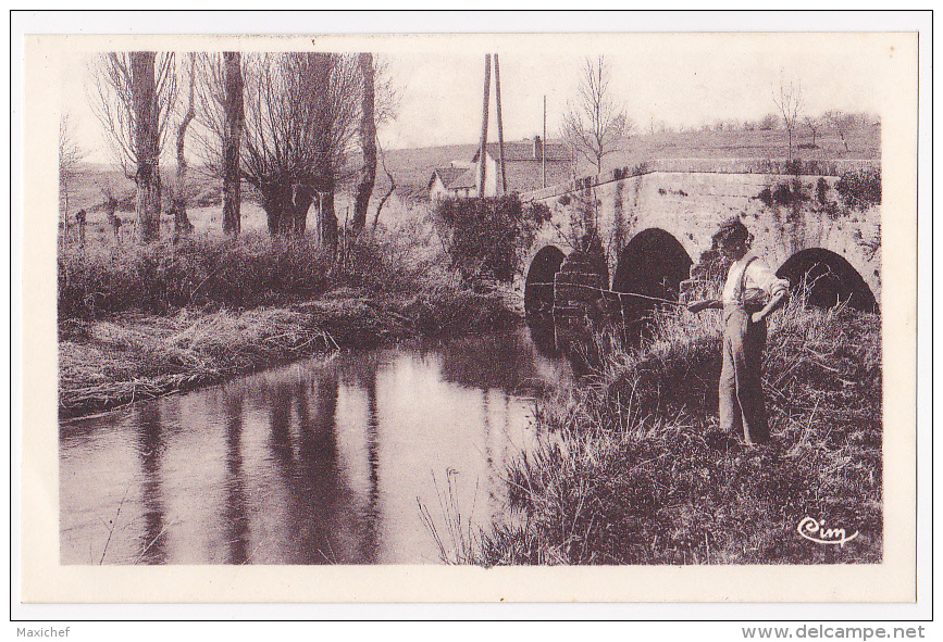 Salornay Sur Guye - Les Abattoirs (pont De Pierre, Pêcheur) Pas Circulé - Andere & Zonder Classificatie