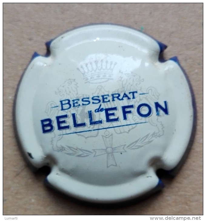 Capsule De Champagne -  Besserat  De Bellfon  - N° 17 -  Contour Bleu - Moet Et Chandon
