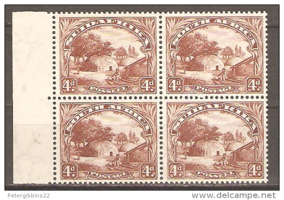 South Africa 1927 SG 35b Block Of Four Unmounted Mint. - Unused Stamps